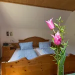 Huettstaedterhof Familie Poetsch Bauernhof *