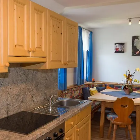 Huettstaedterhof Familie Poetsch Feriegård Aigen im Ennstal