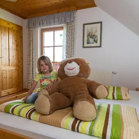 Huettstaedterhof Familie Poetsch Feriegård