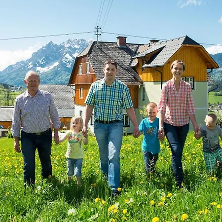 Farm stay Huettstaedterhof Familie Poetsch