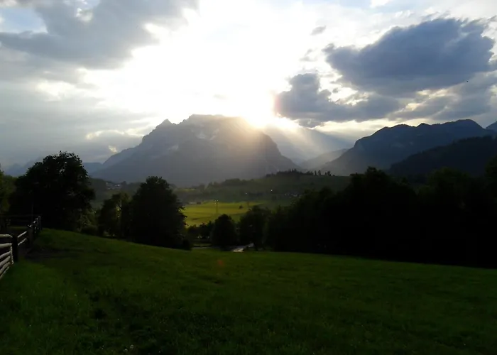 Huettstaedterhof Familie Poetsch مزرعة للإقامة آيغن إم إنشتال