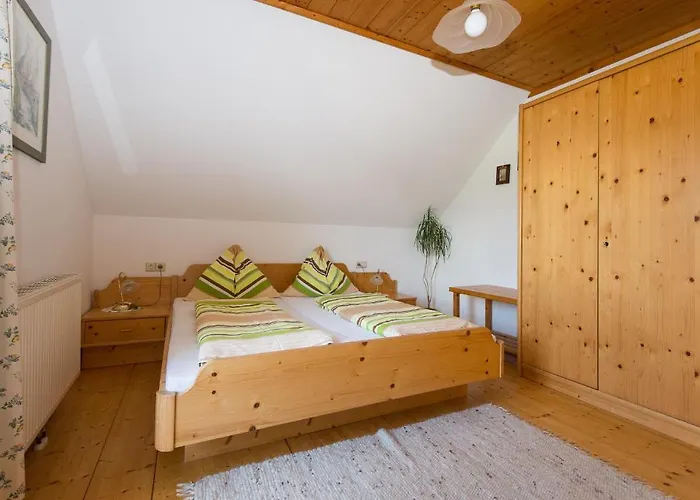 Huettstaedterhof Familie Poetsch * آيغن إم إنشتال