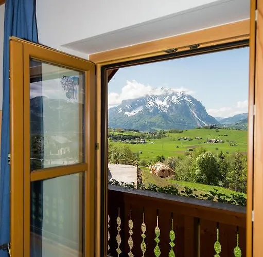 Huettstaedterhof Familie Poetsch * آيغن إم إنشتال