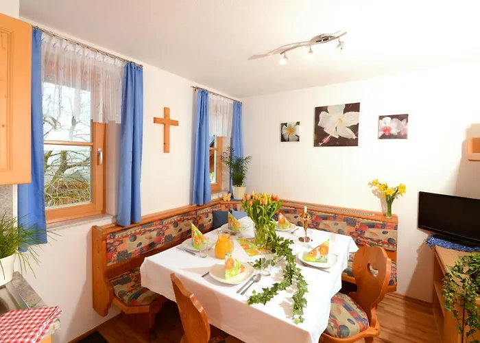 Huettstaedterhof Familie Poetsch آيغن إم إنشتال