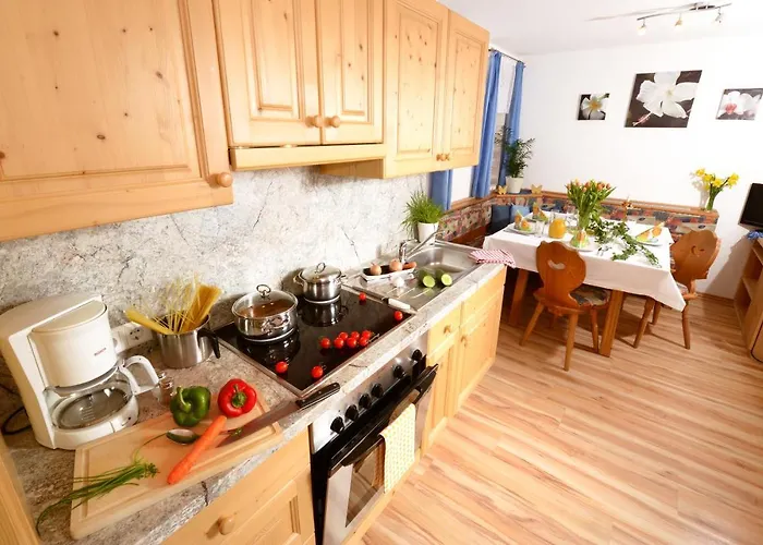 Huettstaedterhof Familie Poetsch مزرعة للإقامة